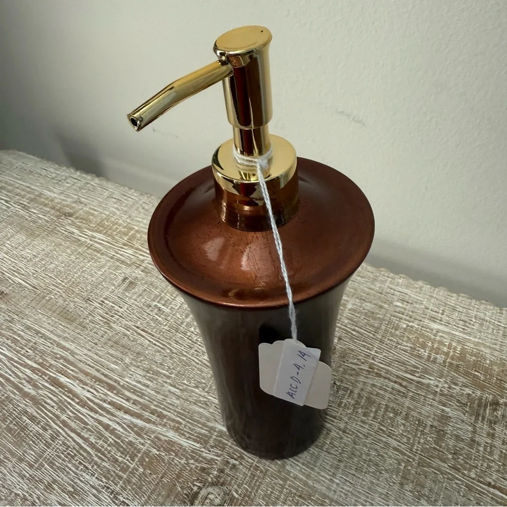 SKL Terracotta Soap Dispenser, New, 9”